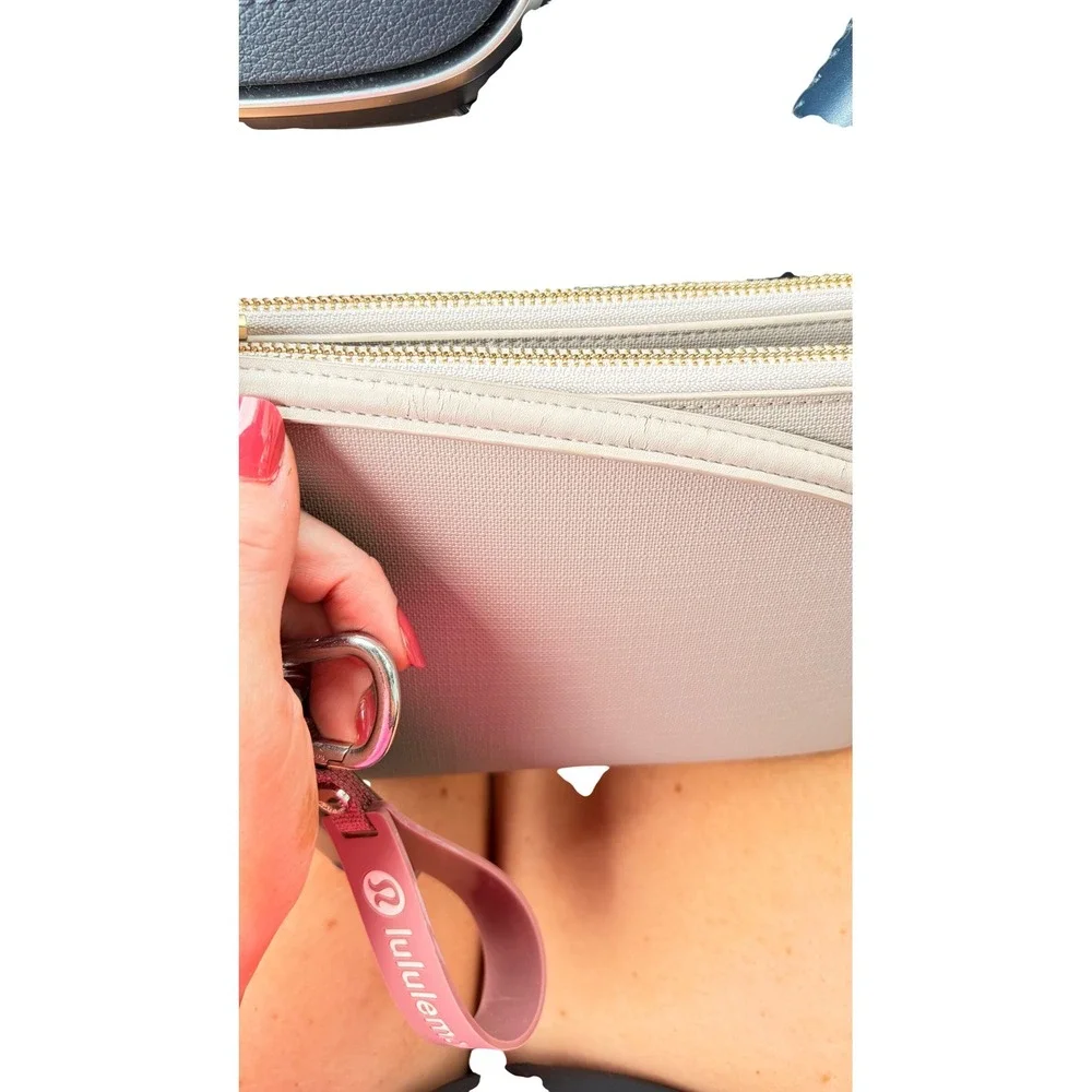Dagne Dover Dakota Crossbody Wallet Women Small Ash Blue Grey